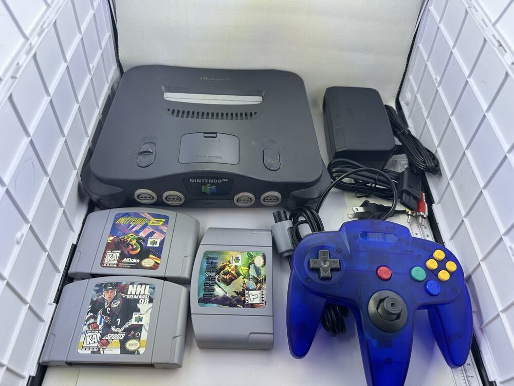 Nintendo 64 N64 Console Bundle w Controller Power Supply AV Cord 3 Games Retro
